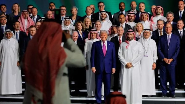 قادة دول مجلس التعاون يتوافدون على الرياض لحضور القمة الخليجية الأمريكية