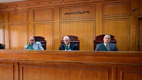 الإعدام شنقا لمتهم والحبس 5 سنوات لـ 2 آخرين في استعراض العنف والبلطجة