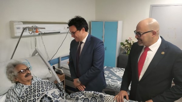 أحمد فؤاد هنو وزير الثقافة والأديب الكبير صنع الله إبراهيم 