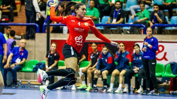 صدمة جديدة في فريق يد الأهلي
