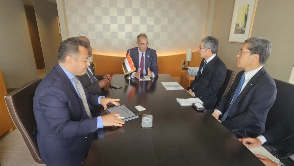 وزير الاتصالات