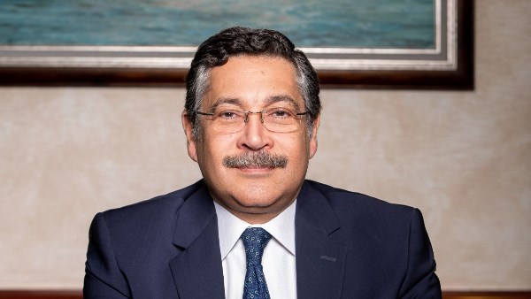 حسن غانم 