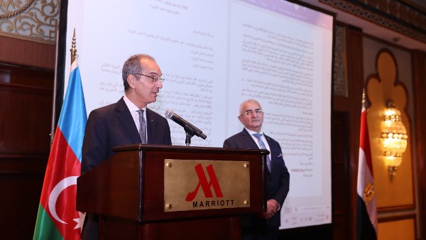 وزير الاتصالات