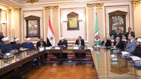 وزير الأوقاف ورئيس جامعة القاهرة 