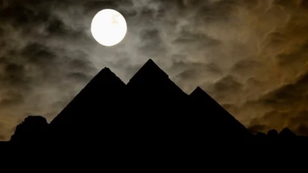 معهد الفلك: اكتمال بدر ذو القعدة الإثنين المقبل.. وهذا موعد عيد الأضحى