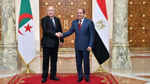 الرئيس السيسي ونظيره الجزائري