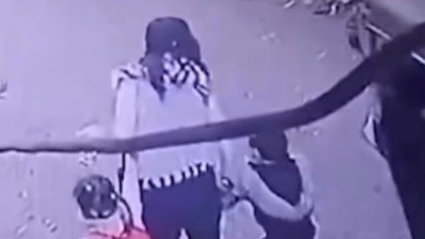 لقطة من مقطع الفيديو 
