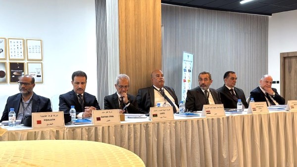 خلال المؤتمر