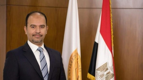 استخدام الذكاء الاصطناعي في تعزيز الكفاءة التشغيلية للخدمات المصرفية