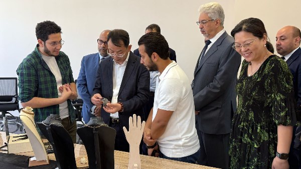 شعبة الذهب تستقبل وفدا صينيا لتعزيز التعاون في صناعة وتصدير المشغولات المصرية