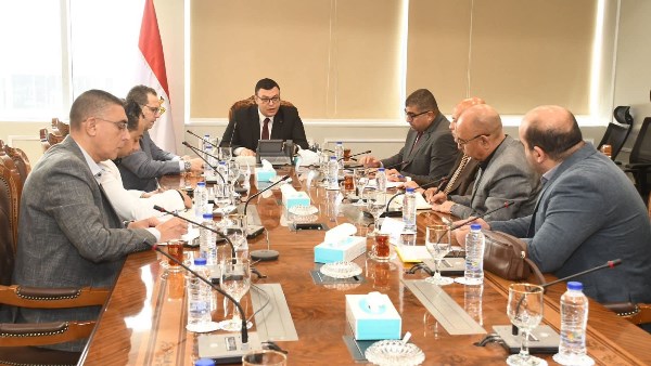 تكليفات عاجلة من وزير الإسكان بشأن تنمية أراضي الحزام الأخضر