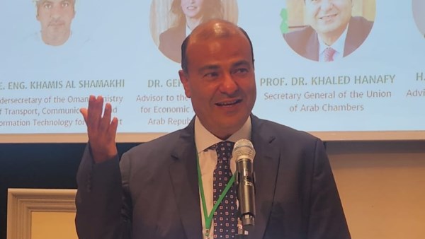الدكتور خالد حنفي