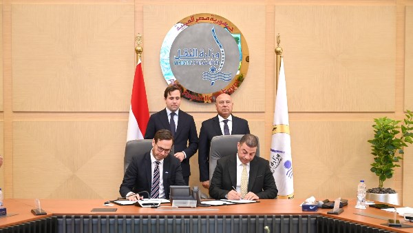 خلال اللقاء