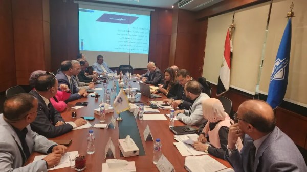 "التأمين الصحي" تواصل اجتماعاتها مع أعضاء النواب والشيوخ بمحافظات تطبيق المنظومة