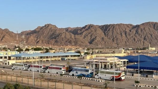 مواني البحر الأحمر: الفوج الرابع من حجاج البر يغادر ميناء نويبع إلى الأراضي المقدسة