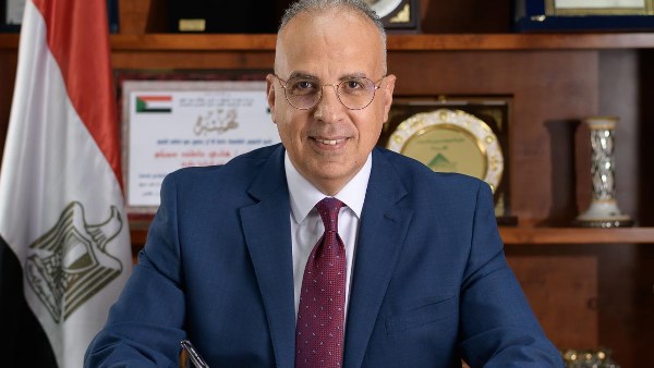 وزير الري: استمرار التنسيق بين هيئة المساحة وجهات الدولة المختلفة لتقديم الخدمات بالشكل الجيد