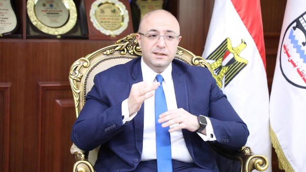 محافظ بنى سويف يتابع امتحانات المعهد الفني للتمريض بالتأمين الصحي