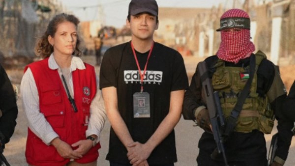 احتجز مع يحيى السنوار.. هكذا أخفت حماس الجندي عيدان ألكسندر عن عيون إسرائيل