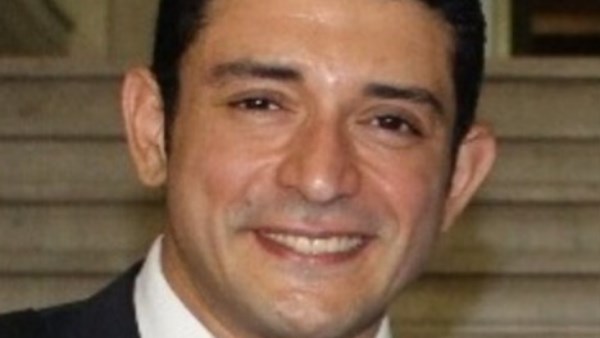 بعد اتهامه بسرقتها.. هل وفاة حفيد نوال الدجوي انت/حارًا أم جريمة قتل؟