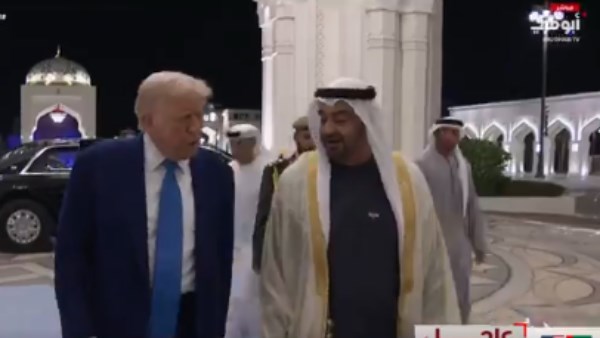 الرئيس الإماراتي يستقبل ترامب