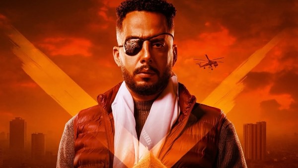 عصام السقا يروج لأحدث أفلامه المشروع X