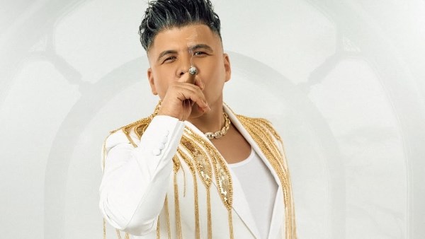عمر كمال