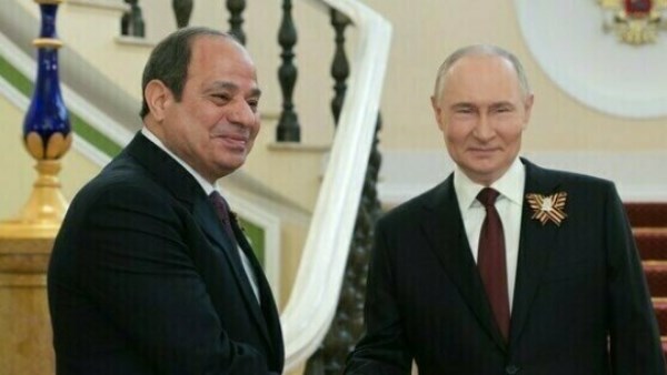 وصول الرئيس عبد الفتاح السيسي إلى أرض الوطن عائدا من روسيا 