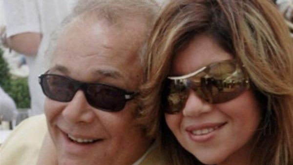 أسرة محمود عبد العزيز ترفع دعوى تعويض ضد بوسي شلبي .. القصة الكاملة