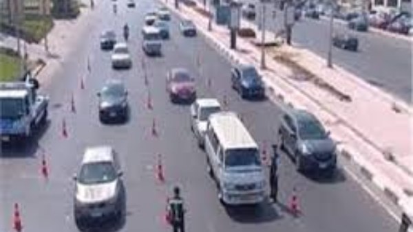 انسياب في الحركة.. الحالة المرورية بميادين ومحاور القاهرة والجيزة.. اليوم