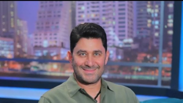 الفنان أحمد شاكر 
