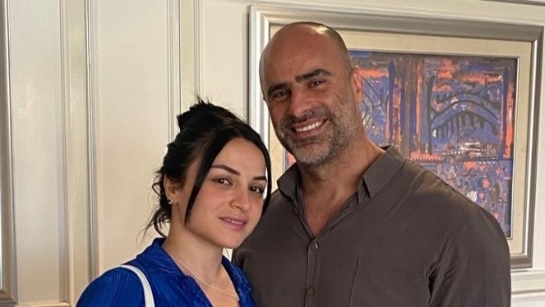 الفنان صالح عبد النبي و زوجته 