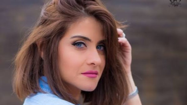 الفنانة هيدي كرم 