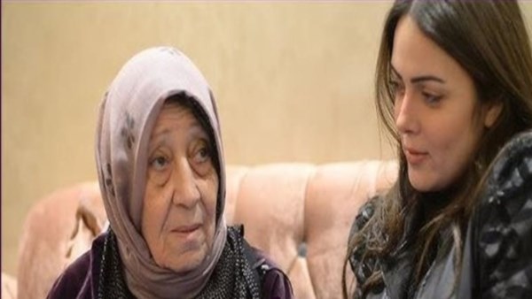 وئام مجدي تعلن موعد صلاة جنازة وعزاء تيتة نوال
