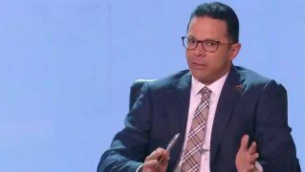 طارق العكاري 