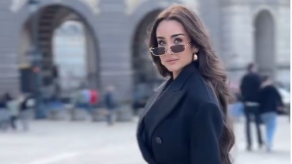 هنا الزاهد
