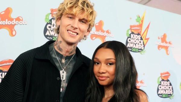 MGK وابنته