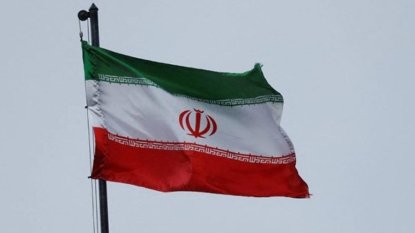إيران 