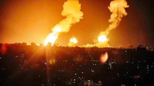 انفجار يدوي في مدينة الأحواز جنوب غرب إيران وتفعيل الدفاعات الجوية