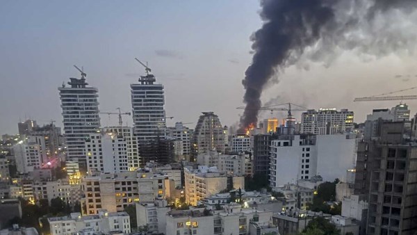 إيران 