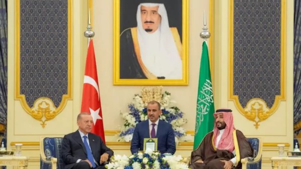 ولي العهد السعودي الأمير محمد بن سلمان بن عبدالعزيز والرئيس التركي رجب طيب أردوغان