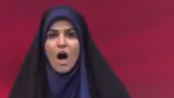 عودة المذيعة الإيرانية للبث المباشر عقب الهجوم الإسرائيلي