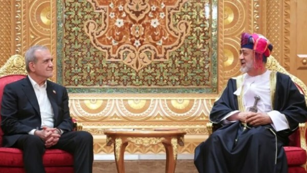 الرئيس الإيراني: الرد سيكون أبعد من كل ما جرى ويمكن لأمريكا كبح إسرائيل