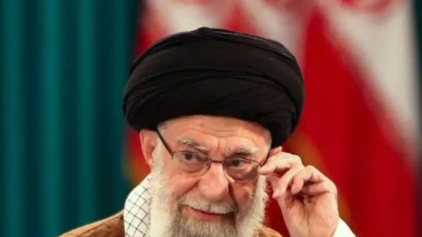 المرشد الإيراني على خامنئي