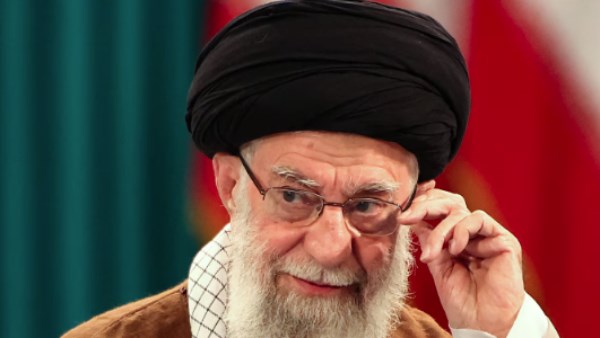 المرشد الإيراني على خامنئي 
