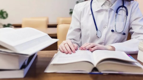 كلية الطب في تنسيق الجامعات 2025 