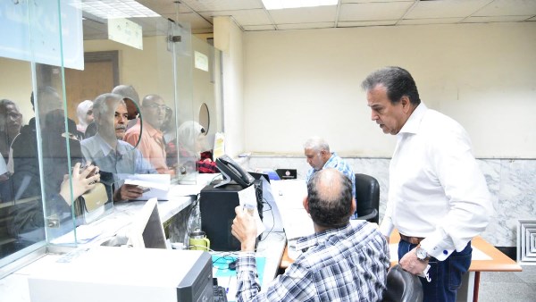 وزير الصحة والسكان 