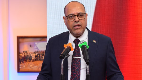 وزير العمل