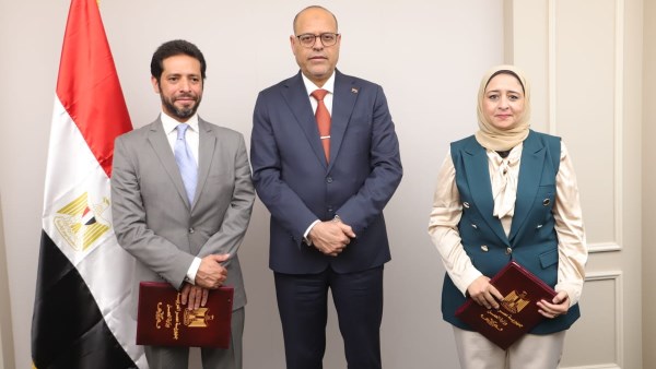 وزير العمل 