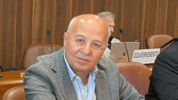 النائب خالد عيش 