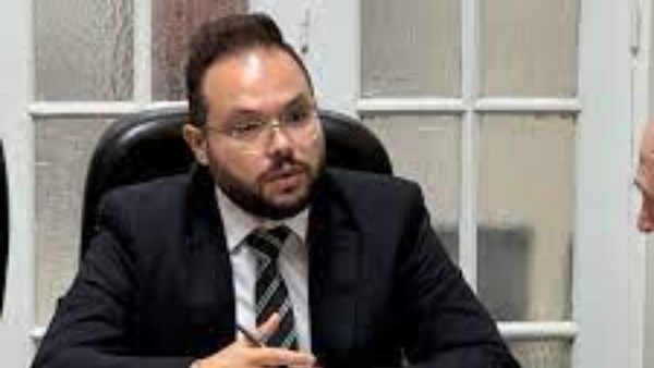 مقرر اللجنة القانونية والتشريعية بمجلس النقابة العامة لأطباء الأسنان